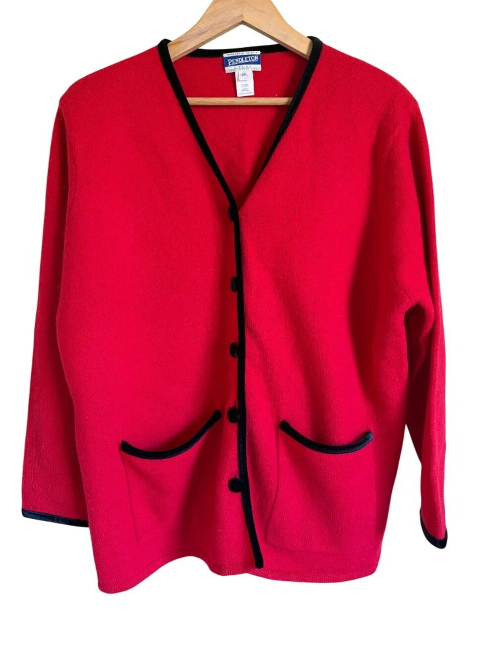 Vintage Pendleton 100% Wool Made in Hong Kong 2X Red Cardigan Sweater Black Velv
